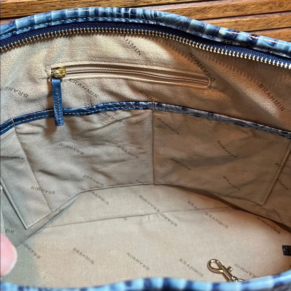 Brahmin Med. Asher Melbourne Embossed Leather Tote bag, denim blues - Picture 17 of 17